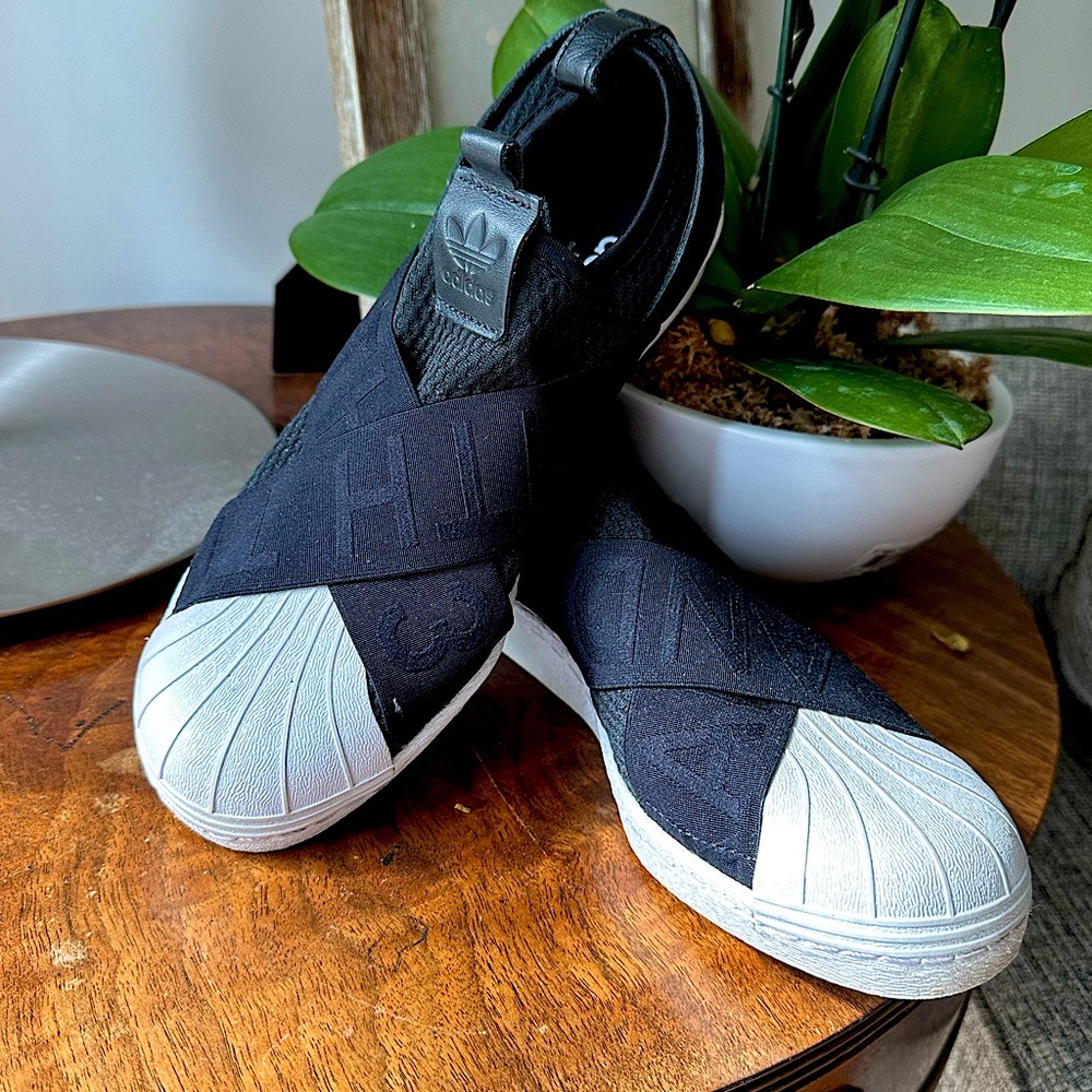 Adidas SUPERSTAR SLIP-ON SHOES